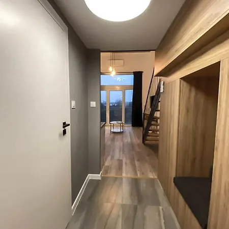 Airport Apartman *
